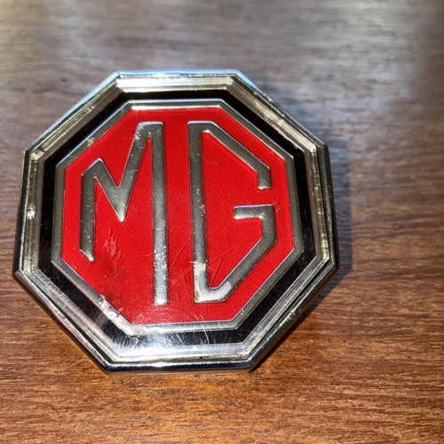 Boot lid metal plastic - lid,