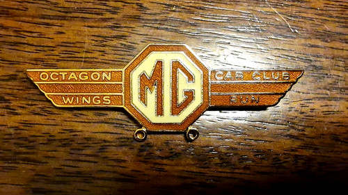 Octagon car club wings - mg,