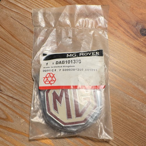 Front bumper badge - mg, f