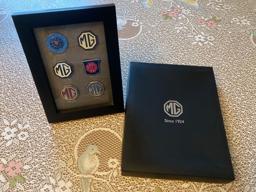 Framed car badge emblem - car, badge/emblem